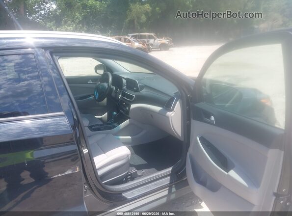 KM8J33A48LU201202 2020 HYUNDAI TUCSON Черный Вид салона спереди