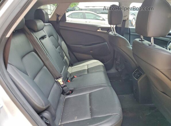 KM8J33AL2KU992848 2019 HYUNDAI TUCSON Silver Սալոնի հետևի տեսք
