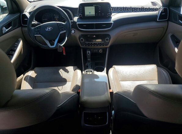 KM8J33AL5MU324044 2021 HYUNDAI TUCSON White 