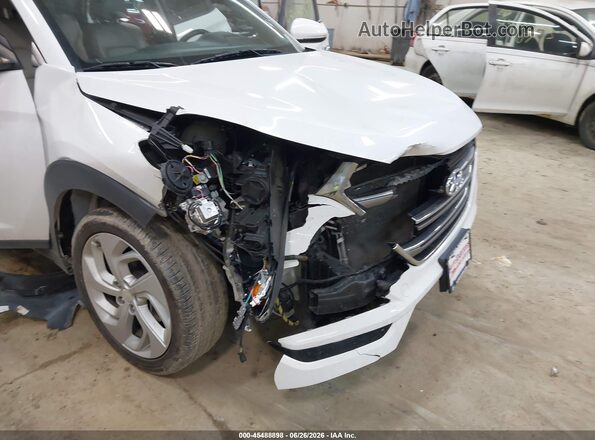 KM8J3CA20GU137015 2016 HYUNDAI TUCSON White Դիմացի տեսք