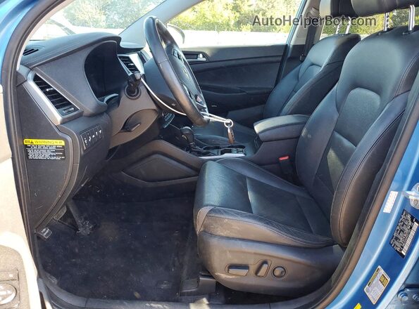 KM8J3CA20HU577351 2017 HYUNDAI TUCSON Blue Front interior view