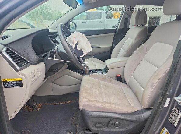 KM8J3CA22GU227475 2016 HYUNDAI TUCSON Синий Вид салона спереди