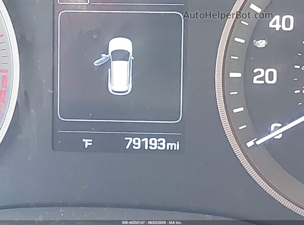 KM8J3CA25GU033040 2016 HYUNDAI TUCSON Серебряный 