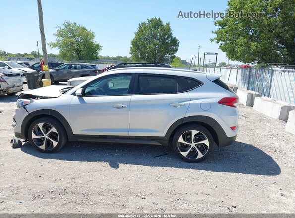 KM8J3CA25GU033040 2016 HYUNDAI TUCSON Серебряный Панорамный вид салона 360°