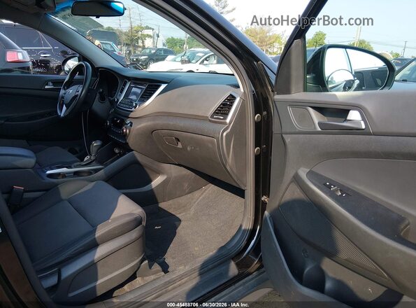 KM8J3CA27HU299550 2017 HYUNDAI TUCSON Black წინა სალონის ხედი