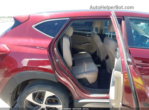 KM8J3CA29HU313366 2017 HYUNDAI TUCSON Красный Вид наклейки с VIN-кодом