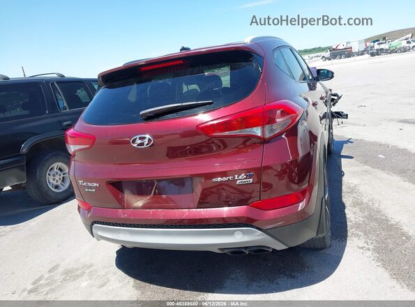 KM8J3CA29HU313366 2017 HYUNDAI TUCSON Красный 