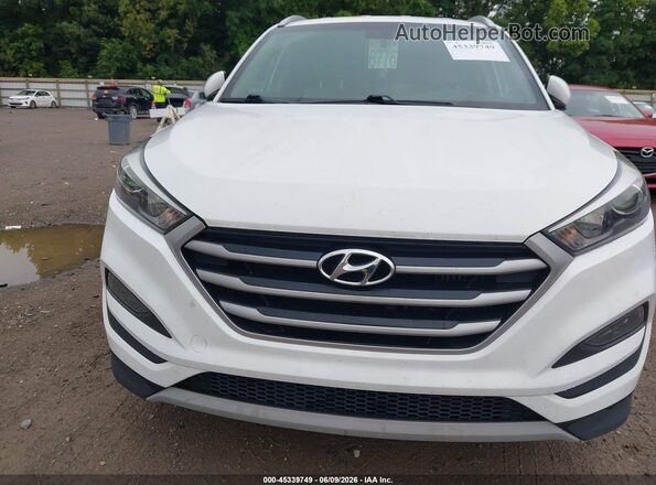 KM8J3CA2XHU293452 2017 HYUNDAI TUCSON White Vista frontal