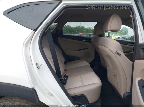 KM8J3CA2XHU293452 2017 HYUNDAI TUCSON White Vista de la etiqueta del VIN