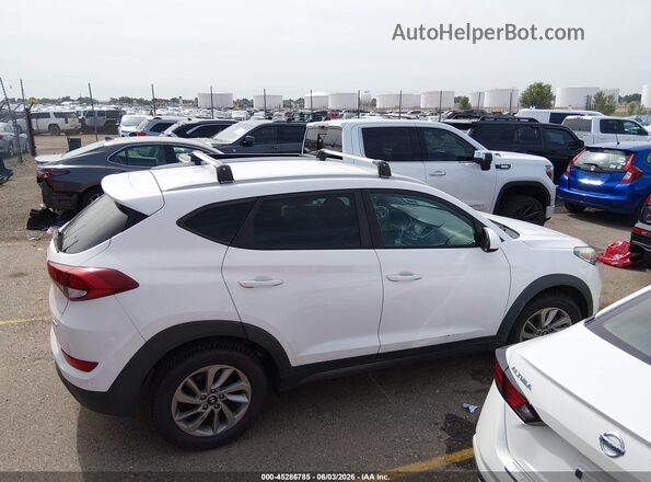 KM8J3CA40GU082759 2016 HYUNDAI TUCSON Белый Вид щитка приборов