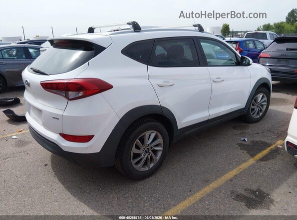 KM8J3CA40GU082759 2016 HYUNDAI TUCSON Белый Задняя правая четверть
