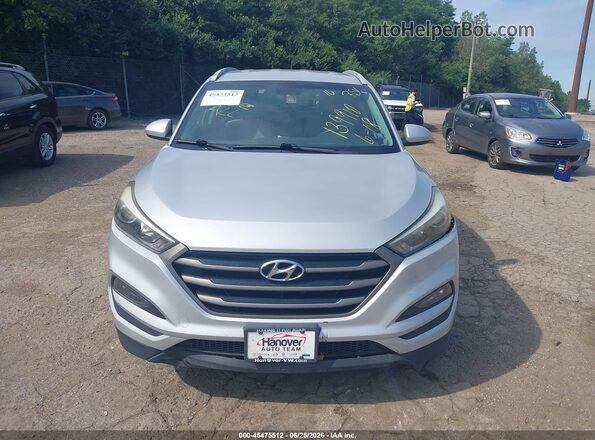 KM8J3CA41GU139910 2016 HYUNDAI TUCSON Silver Dashboard view