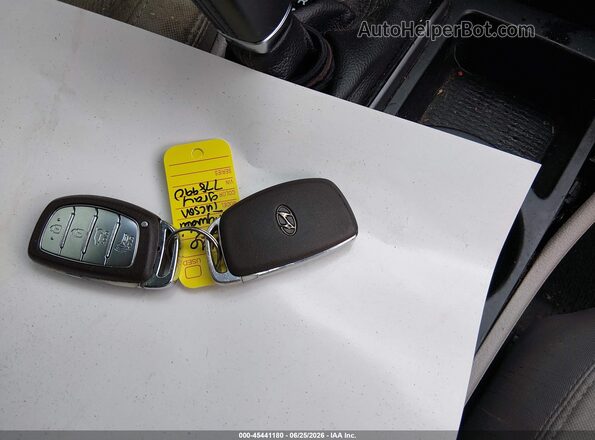 KM8J3CAL0JU778990 2018 HYUNDAI TUCSON Gray Dashboard view