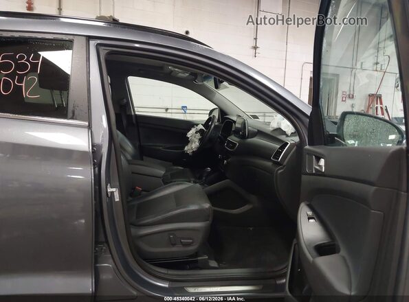 KM8J3CAL0KU840972 2019 HYUNDAI TUCSON Gray Вид салону спереду