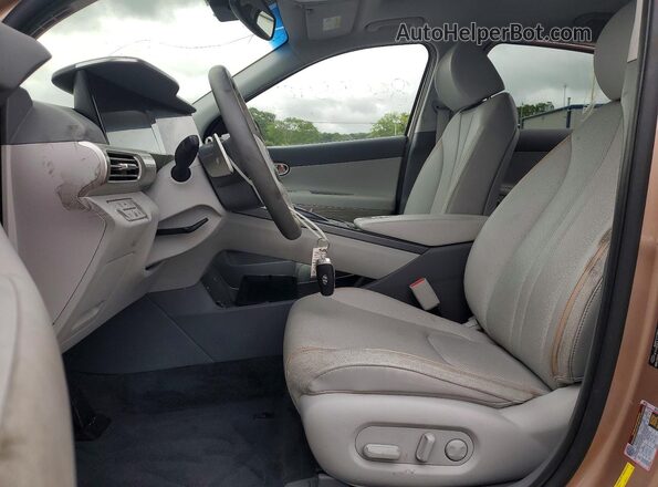 KM8J84A66LU008510 2020 HYUNDAI NEXO Brown Front interior view