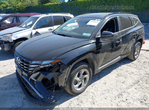 KM8JBCAE8NU024682 2022 HYUNDAI TUCSON Черный Передняя левая четверть