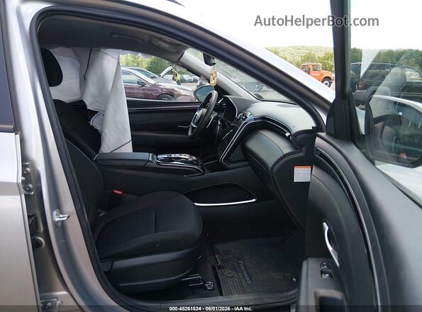 KM8JBCD18RU239459 2024 HYUNDAI TUCSON HYBRID Silver წინა სალონის ხედი