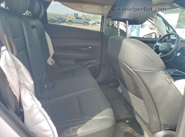KM8JCDD10SU296232 2025 HYUNDAI TUCSON White Widok wnętrza z tyłu
