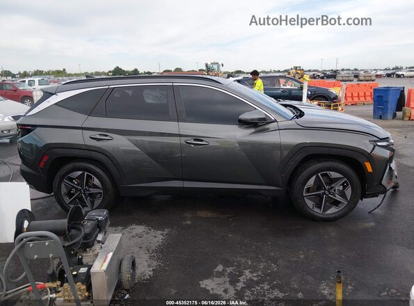 KM8JCDD16SU296252 2025 HYUNDAI TUCSON HYBRID Серый Вид задней части салона