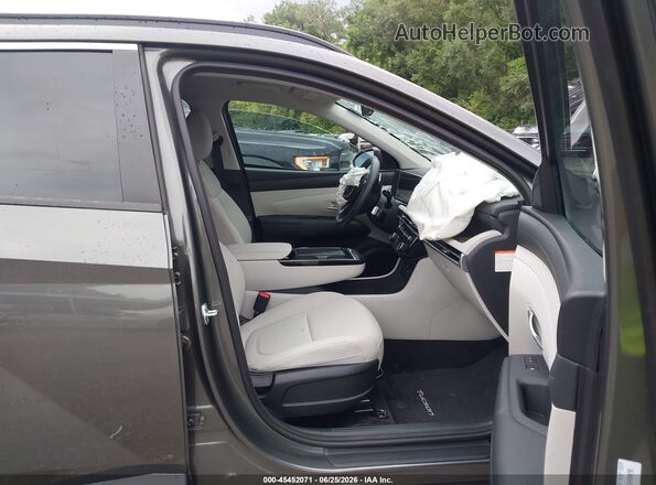 KM8JCDD17TU450078 2026 HYUNDAI TUCSON HYBRID Gray Widok wnętrza z przodu