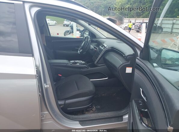 KM8JFCA12NU035100 2022 HYUNDAI TUCSON HYBRID Silver Вид салону спереду