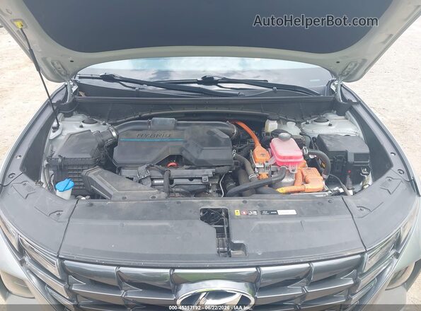 KM8JFCA12NU035100 2022 HYUNDAI TUCSON HYBRID Silver Вид ззаду