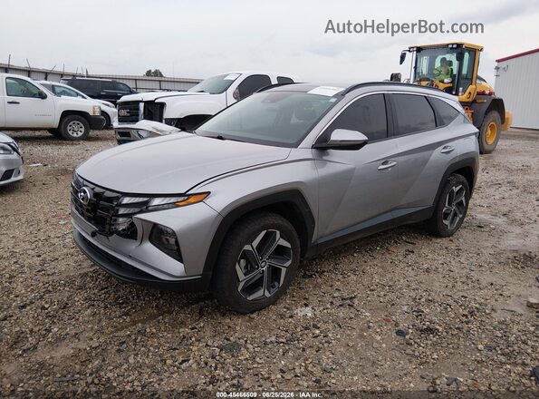 KM8JFCA16PU092077 2023 HYUNDAI TUCSON HYBRID Silver წინა მარცხენა ხედი სამი მეოთხედიდან