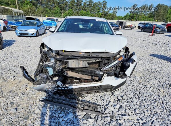 KM8K12AA2MU642402 2021 HYUNDAI KONA Белый Вид спереди