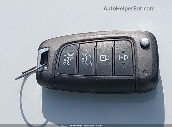 KM8K12AA4KU222525 2019 HYUNDAI KONA White Առջևի վահանակի տեսք