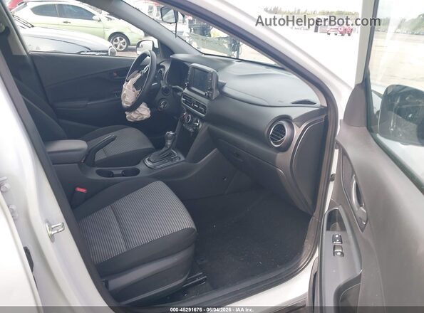 KM8K1CAA3LU455531 2020 HYUNDAI KONA White Vista interior delantera