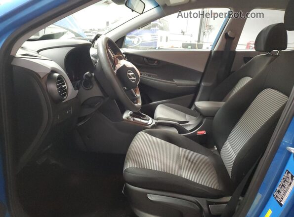 KM8K1CAA7KU340221 2019 HYUNDAI KONA Blue Вид салону спереду
