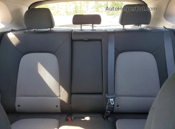 KM8K1CAA8JU113067 2018 HYUNDAI KONA Black Widok tylnych siedzeń