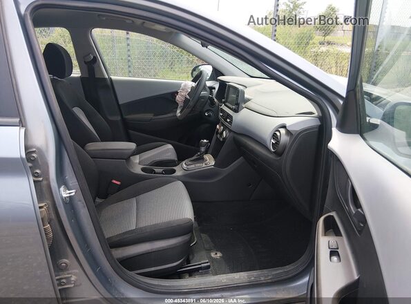 KM8K1CAA8LU461261 2020 HYUNDAI KONA Gray Vista interior delantera