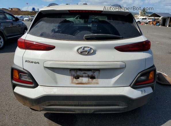 KM8K22AA4LU532933 2020 HYUNDAI KONA Белый Вид сзади