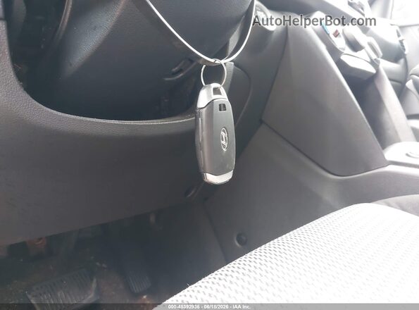 KM8K22AA5MU616809 2021 HYUNDAI KONA Gray Vista del salpicadero
