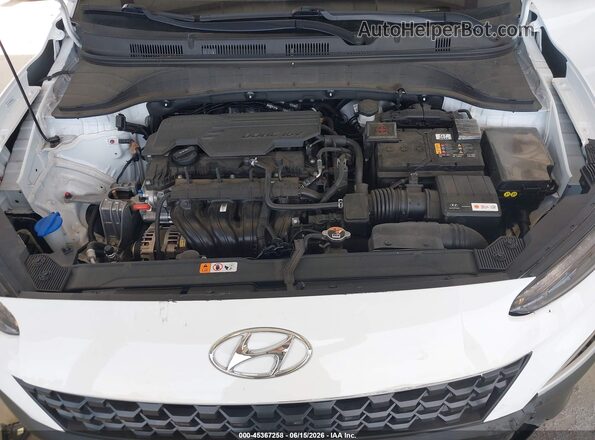 KM8K22AB0NU764733 2022 HYUNDAI KONA White Вид ззаду