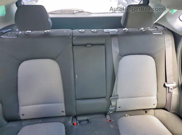 KM8K22AB4NU893316 2022 HYUNDAI KONA White Հետևի նստատեղերի տեսք