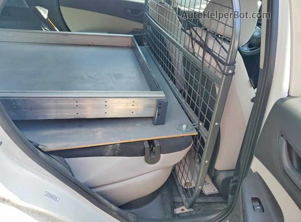 KM8K22AB6PU041648 2023 HYUNDAI KONA White Հետևի նստատեղերի տեսք