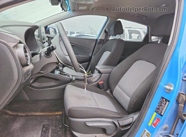 KM8K22AB8NU833684 2022 HYUNDAI KONA Blue Вид салону спереду