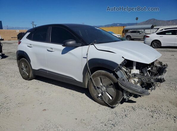 KM8K23AG9LU072789 2020 HYUNDAI KONA Белый Передняя правая четверть