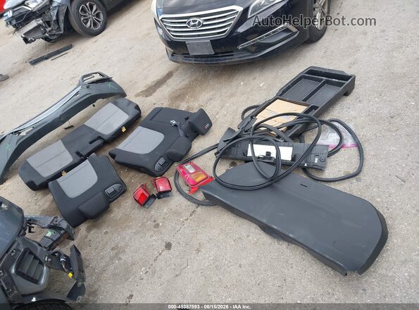 KM8K2CAA0JU074391 2018 HYUNDAI KONA Gray Вид щитка приладів