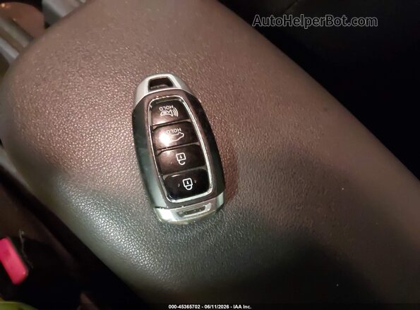 KM8K2CAA2LU404454 2020 HYUNDAI KONA Black Dashboard view