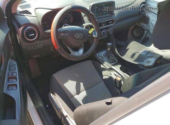 KM8K2CAA2MU601612 2021 HYUNDAI KONA White Dashboard view