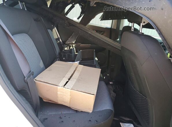 KM8K2CAA2MU601612 2021 HYUNDAI KONA White Rear interior view