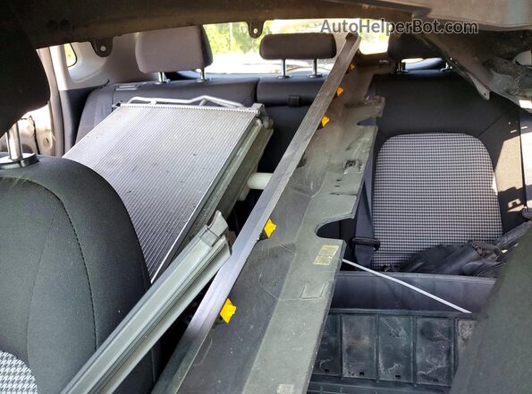 KM8K2CAA2MU601612 2021 HYUNDAI KONA White Rear seats view