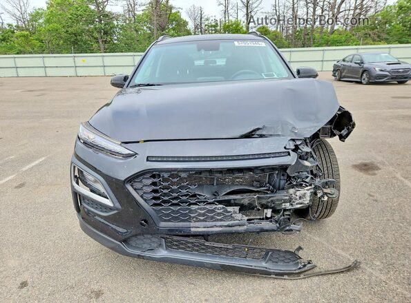 KM8K2CAA2MU708028 2021 HYUNDAI KONA Черный Вид спереди