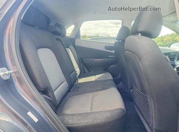 KM8K2CAA6JU098047 2018 HYUNDAI KONA Gray 