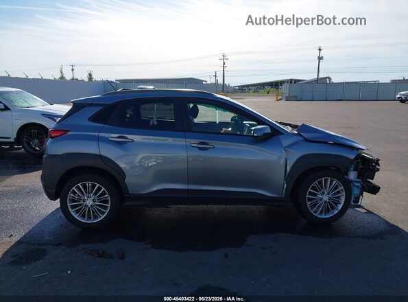KM8K2CAA6LU518246 2020 HYUNDAI KONA Silver Սալոնի հետևի տեսք
