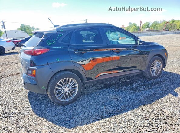 KM8K2CAA7LU567424 2020 HYUNDAI KONA Черный Задняя правая четверть