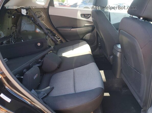 KM8K2CAA7LU567424 2020 HYUNDAI KONA Черный Вид задней части салона